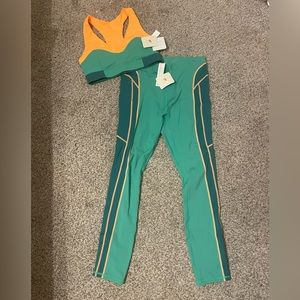 Fabletics leggings and sports bra NWT